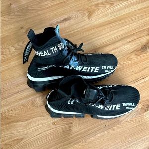 Pai Weite Rovux Sneakers Size 11/44